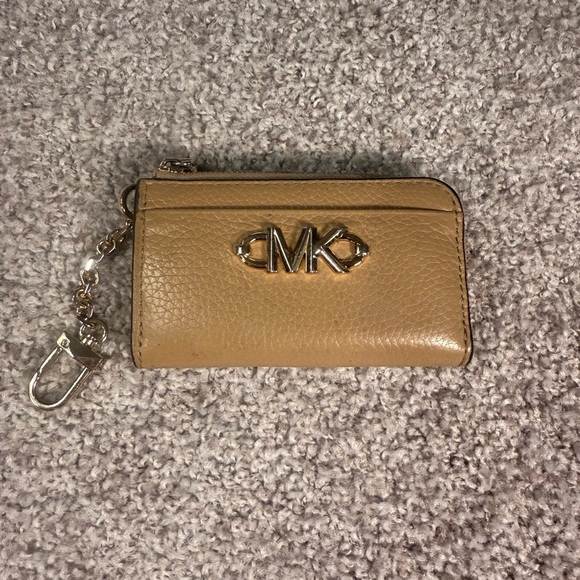 Michael Kors Tan Leather Keychain Wallet - Picture 1 of 6